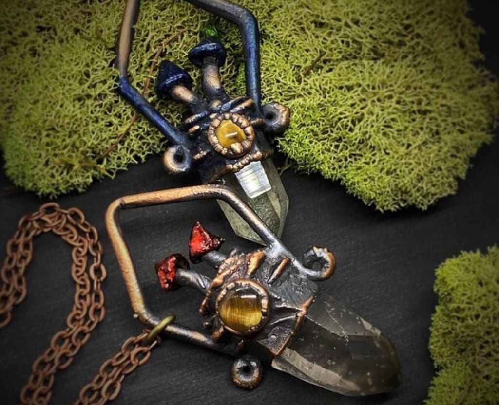 Local Creates Unique Copper Jewellery With Recycled Materials Hexelheim