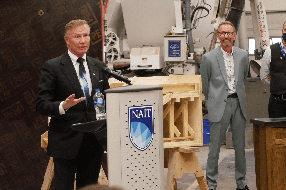 Construction Trades scholarship announcement