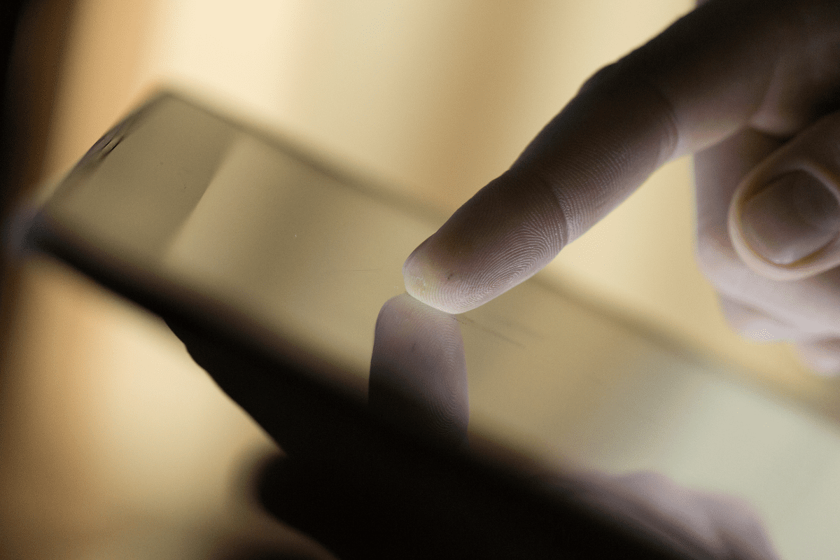 How to be mindful of mindless scrolling