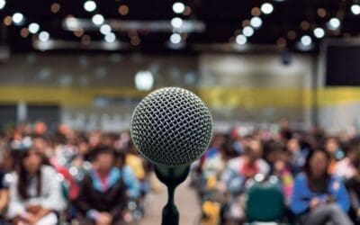 Stop boring your peers: 4 tips to boost your presentation marks